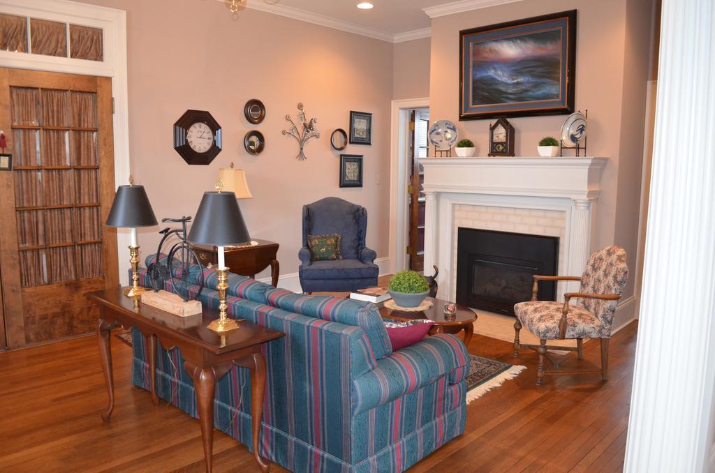 The Collins House Inn Marion Extérieur photo