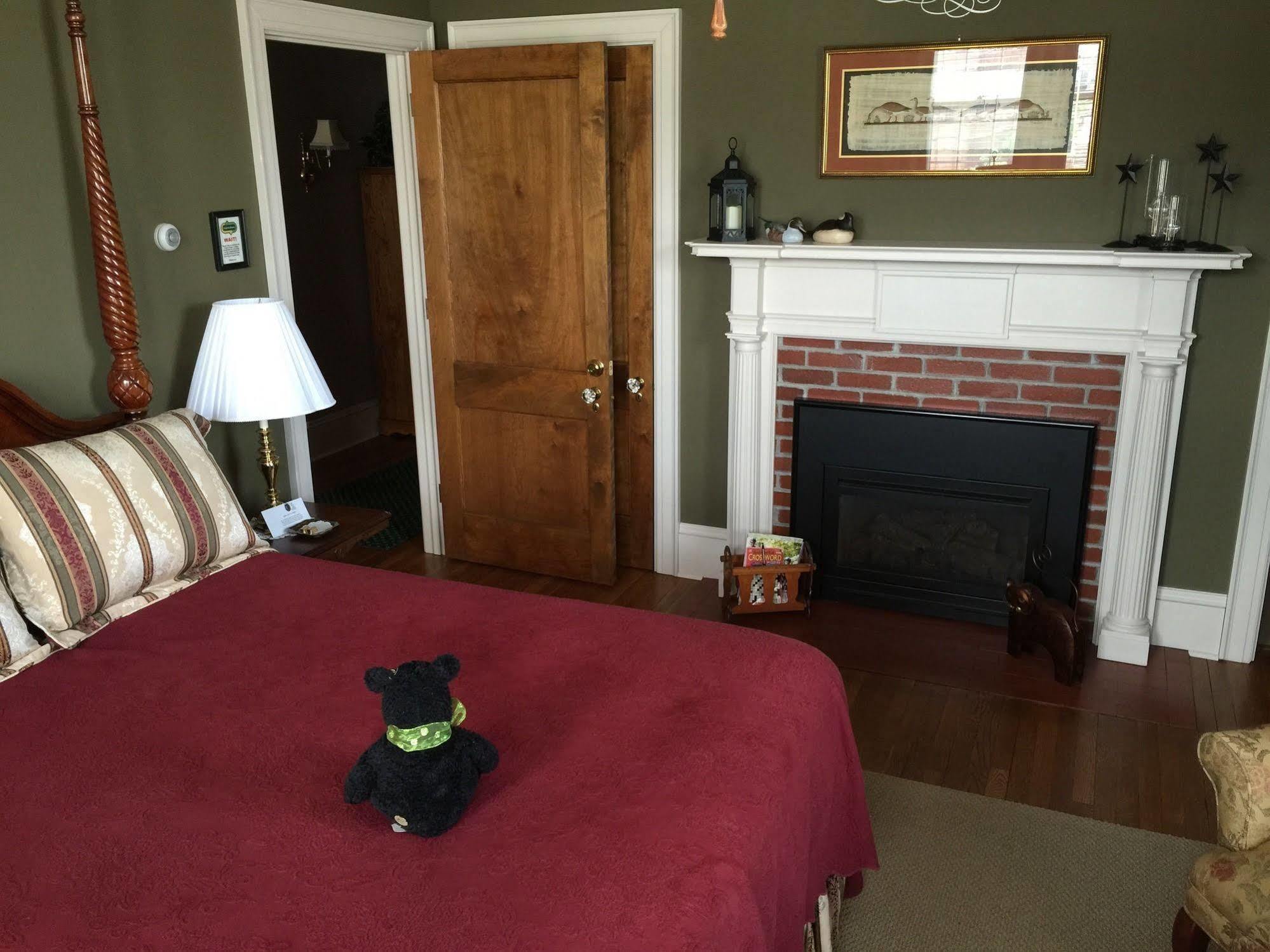 The Collins House Inn Marion Extérieur photo